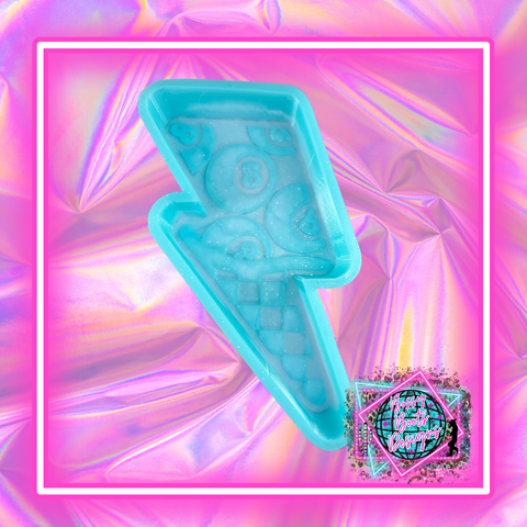 Groovy 8 Ball Checkered Bolt