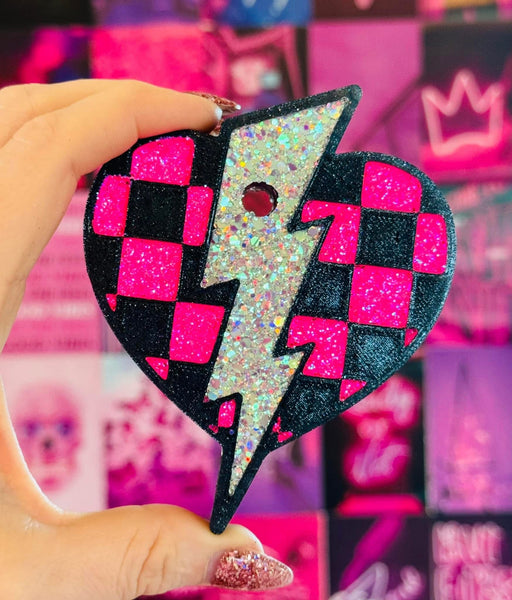 Checkered Bolt Heart