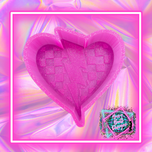 Checkered Bolt Heart